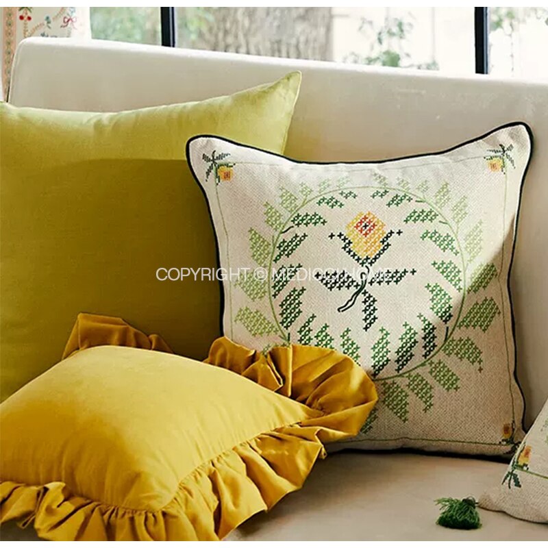 Medicci Home French Retro Pixel Tulip Flowers Print Throw Pillow Covers High Grade Luxury Cushion Case Pastoral Farmhouse Decor