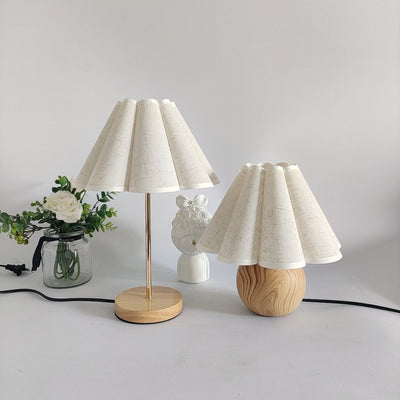 Vintage Inspired Fluted Tulip Pleat Lampshade Lamp Korean Style Bedside Table Lamp