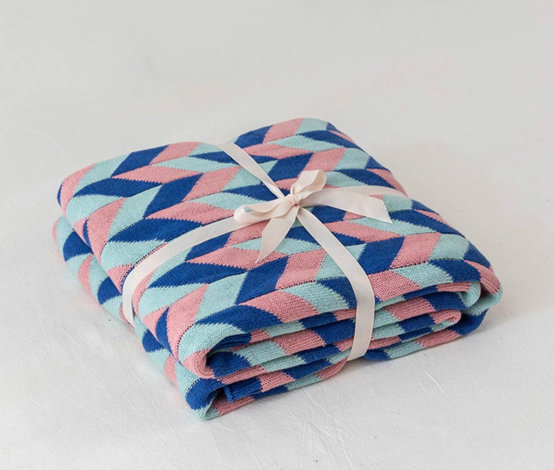 Vintage Inspired Boho Geometric Pastel Knitted Throw Blanket